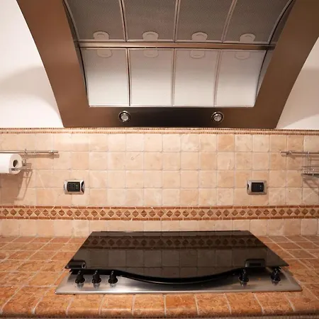 House Nicasia: Con Piscina Villa *