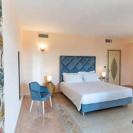 Villa House Nicasia: Con Piscina *